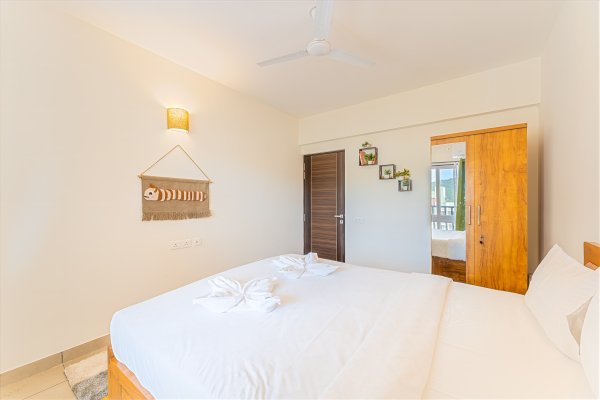Sereno Sapphire - modern 1 bhk w/pool & game zone