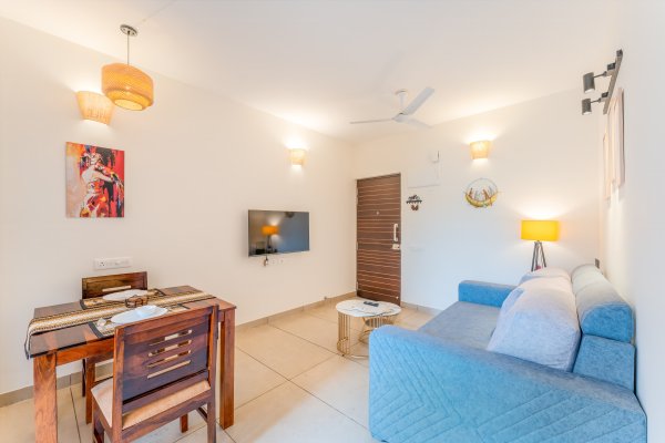 Sereno Sapphire - modern 1 bhk w/pool & game zone