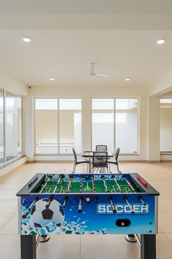 Sereno Amber 1bhk cosy apt w/pool, gym, games zone
