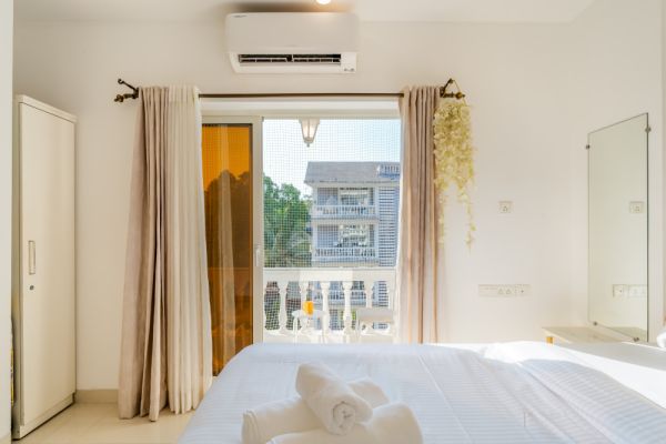 Sereno Boho - cosy 1bhk studio apt w/pvt balcony
