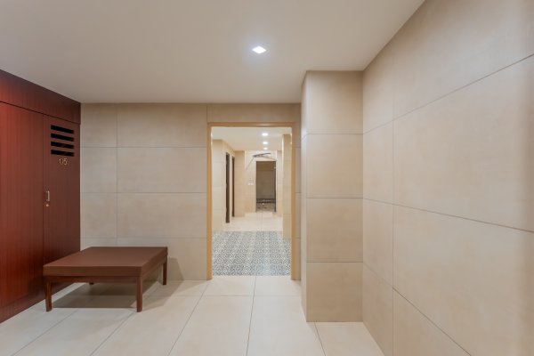 Sereno Amber 1bhk cosy apt w/pool, gym, games zone