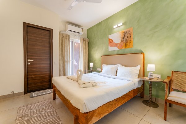 Sereno Olive - modern 1bhk w/pool, gym, games zone