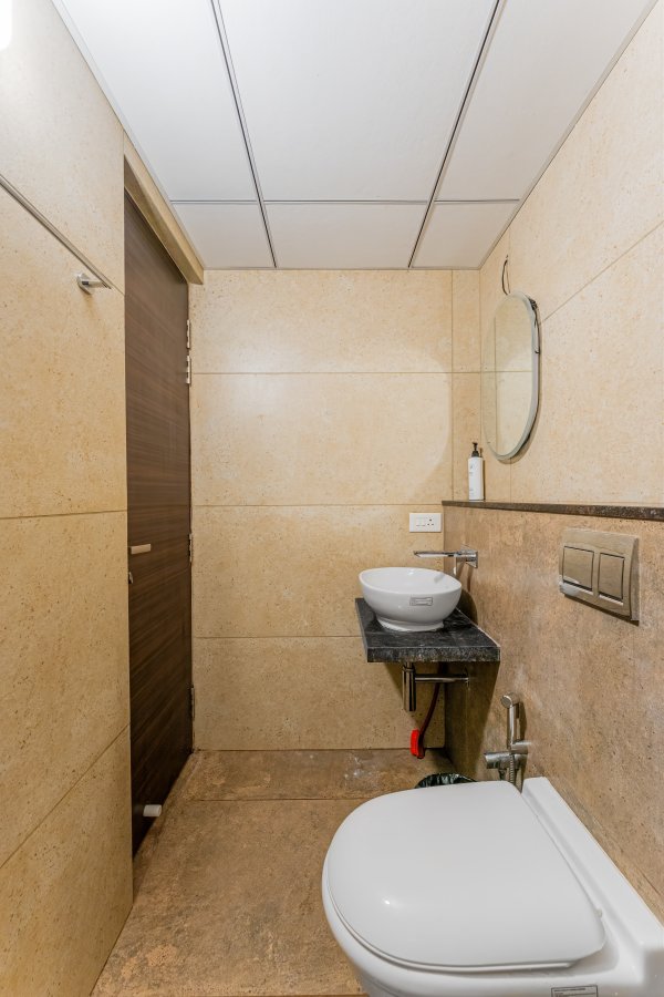 Sereno Pebbles 2 - cosy 1bhk w/pool, gym, games