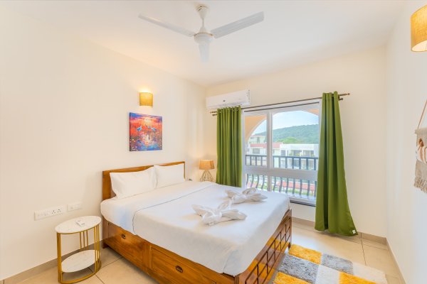 Sereno Sapphire - modern 1 bhk w/pool & game zone