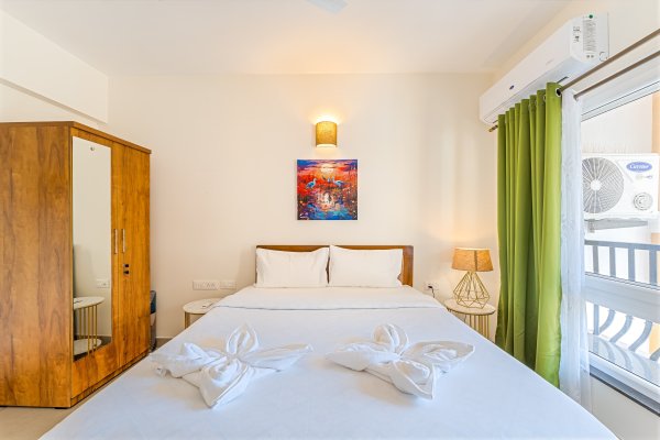 Sereno Sapphire - modern 1 bhk w/pool & game zone