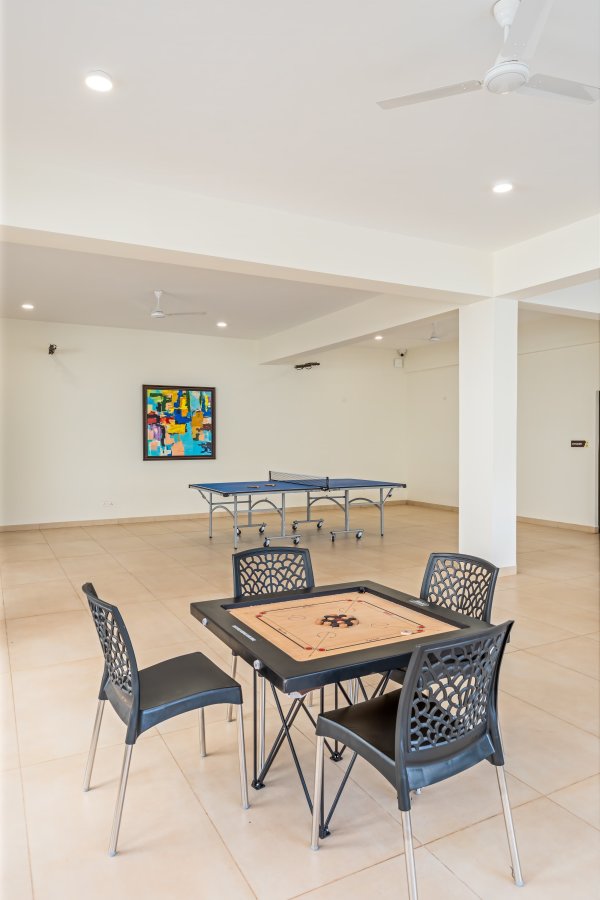 Sereno Amber 1bhk cosy apt w/pool, gym, games zone
