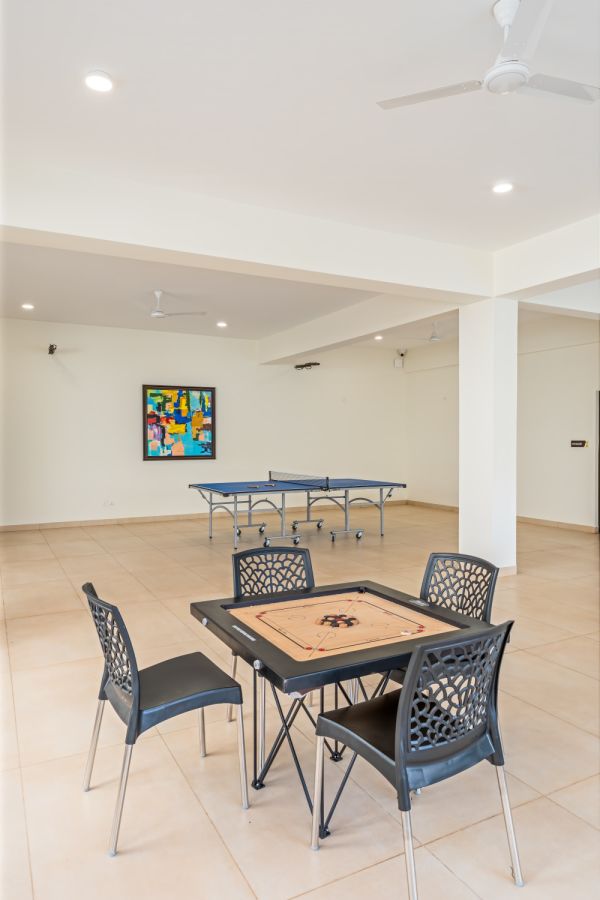 Sereno Amber 1bhk cosy apt w/pool, gym, games zone