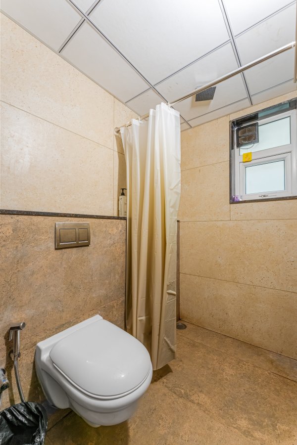 Sereno Pebbles 2 - cosy 1bhk w/pool, gym, games