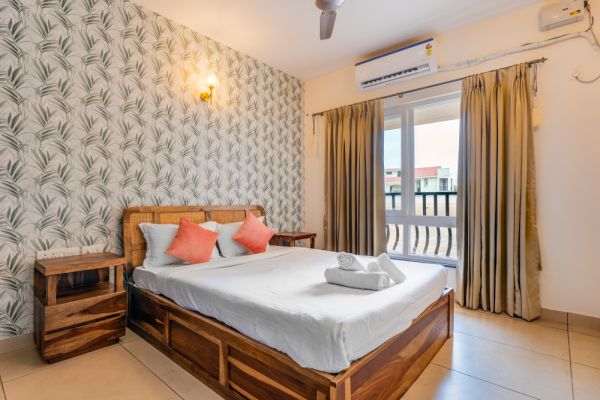 Sereno Pebbles 1 - cosy 1bhk w/pool, gym, games