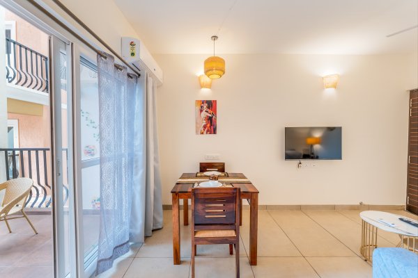 Sereno Sapphire - modern 1 bhk w/pool & game zone